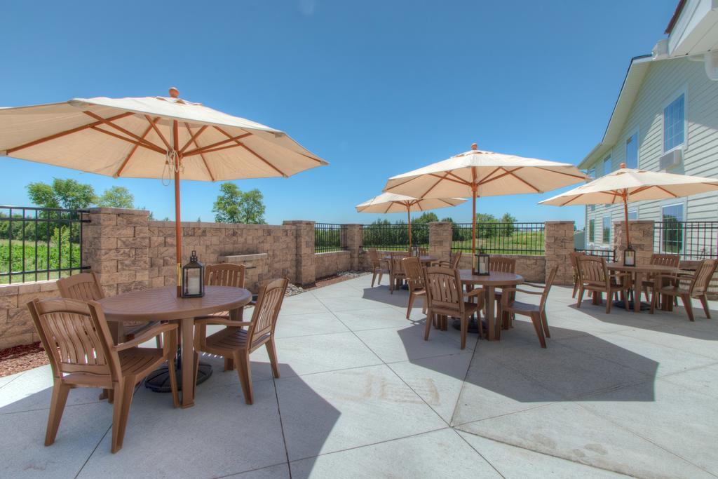 Cobblestone & - 2* Holyoke